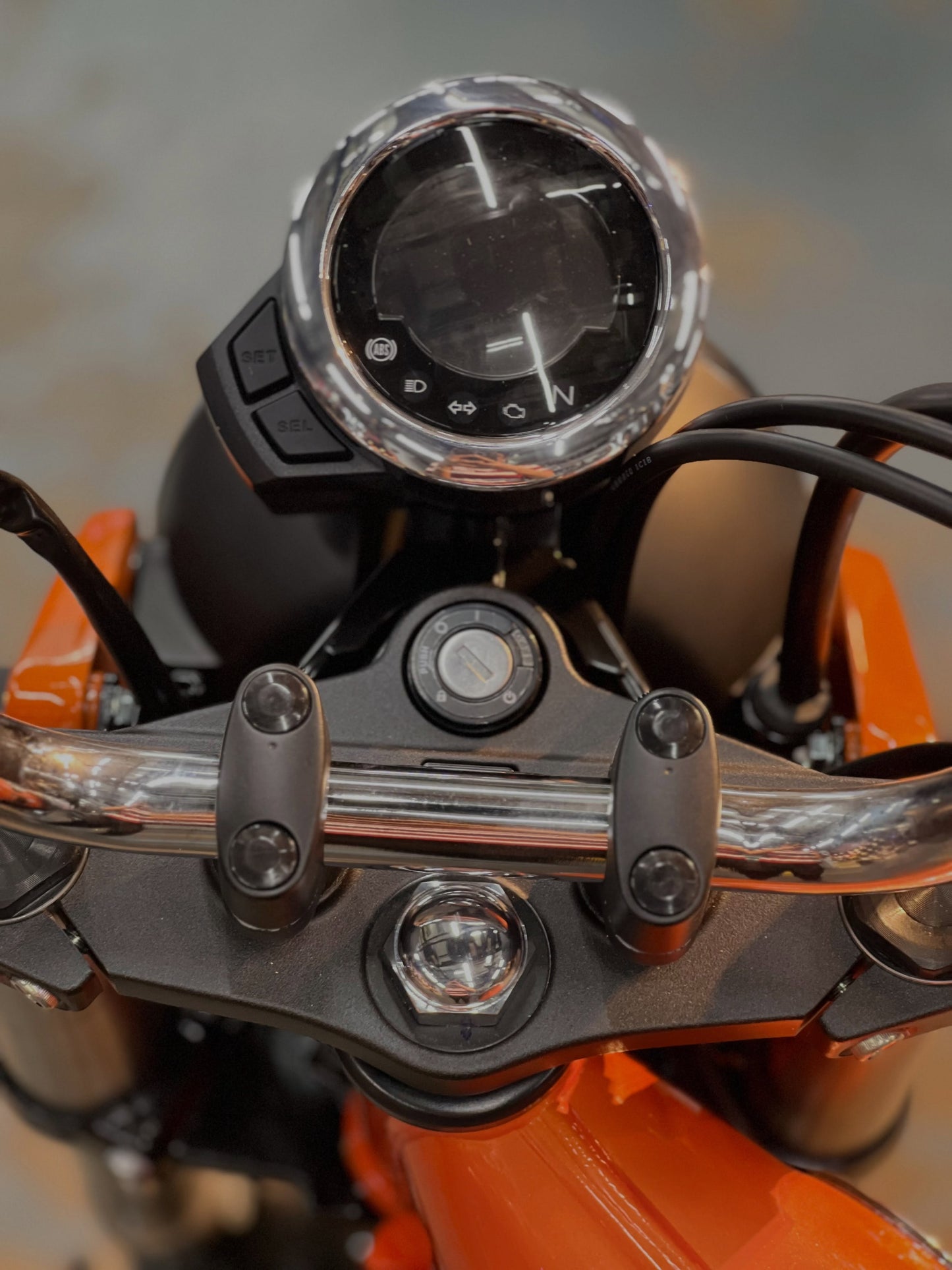 HONDA ST125 DAX Orange Motorbike