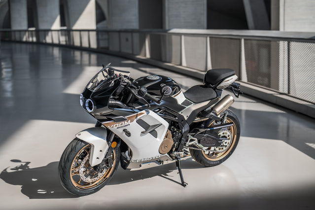 CFMOTO 500SR VOOM Nebula White Motorbike