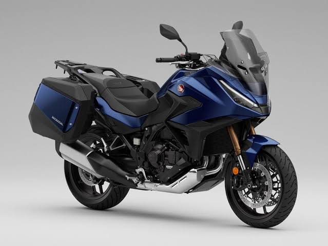 HONDA NT1100 DCT Blue Motorbike